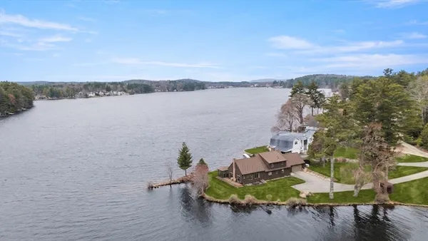 $1,490,000 | 18 River Road, North Brookfield, MA 01535