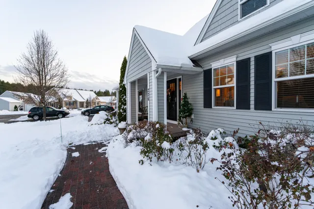 $549,900 | 226 Villager Road, Chester, NH 03036