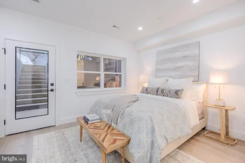 $999,000 | 1218 5th Street Northeast, Unit 1, Washington, DC 20002