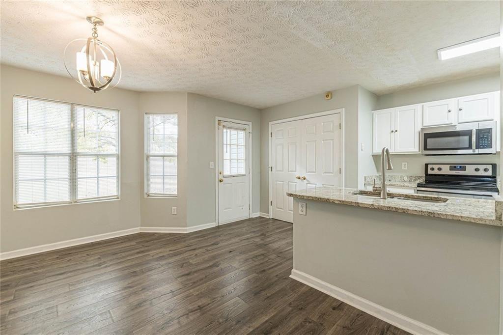 3151 Kingswood Glen Decatur, GA 30034 - Photo 8 of 38