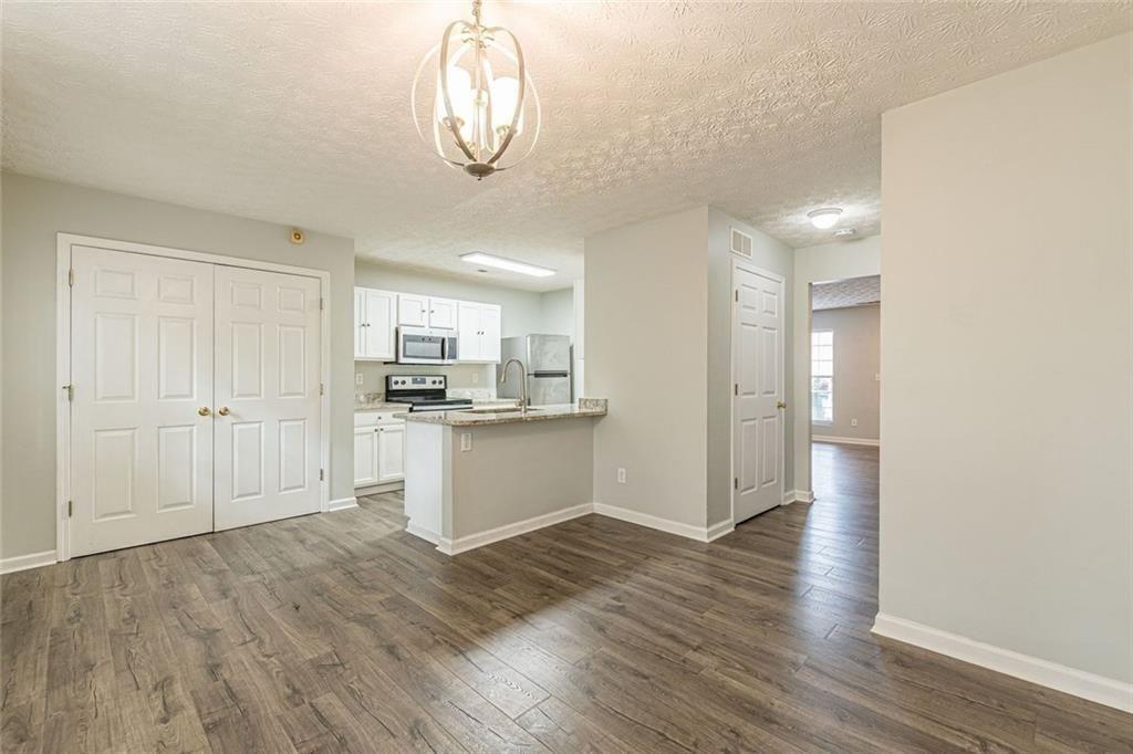 3151 Kingswood Glen Decatur, GA 30034 - Photo 10 of 38