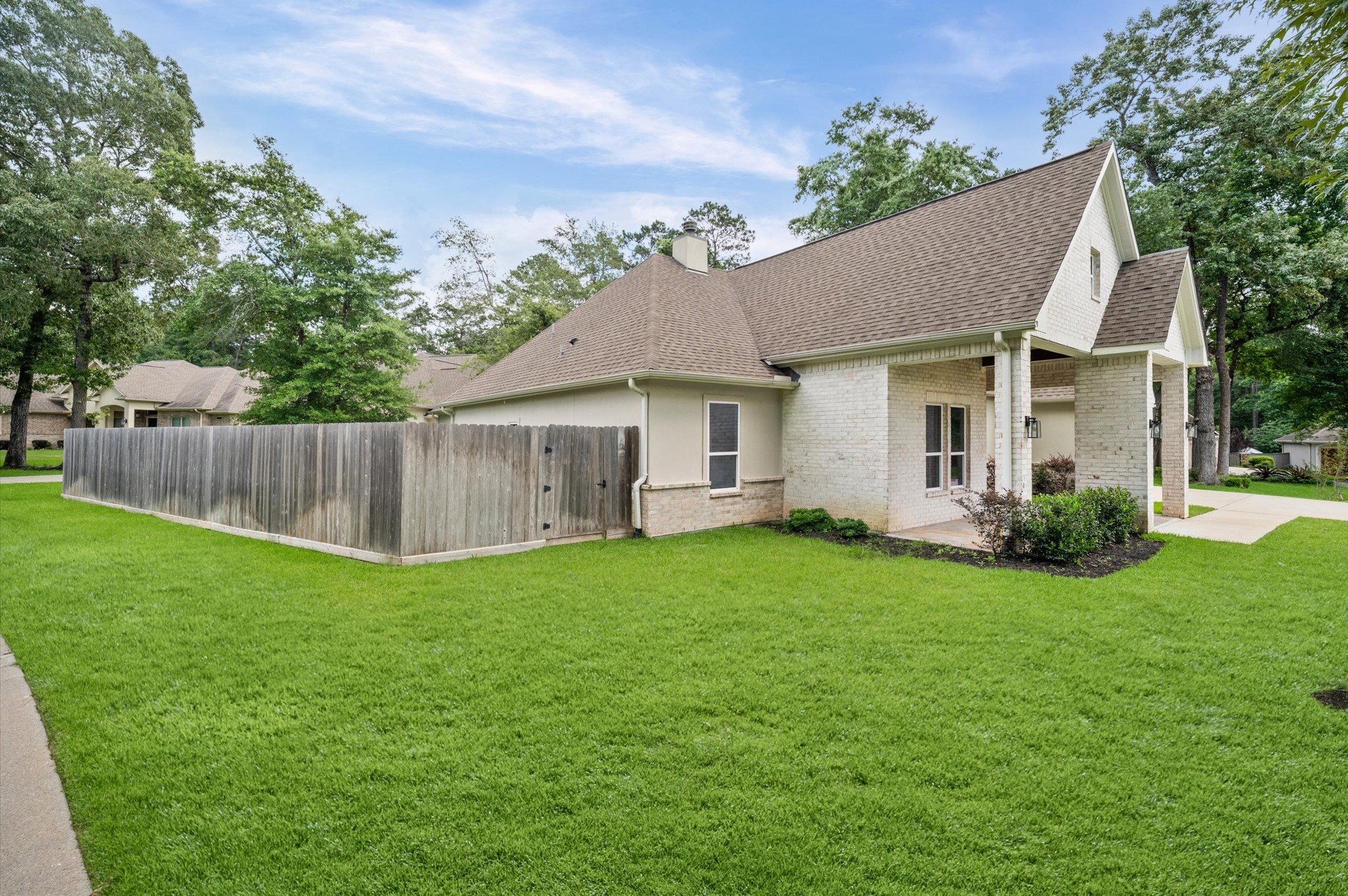 7 Pilot Point Conroe, TX 77304 - Photo 39 of 42