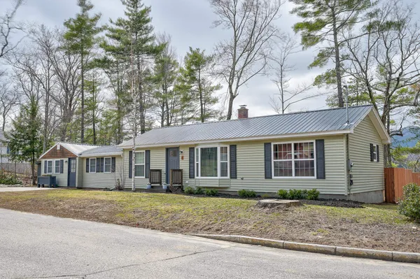 $549,900 | 8 Champney Road, Conway, NH 03860