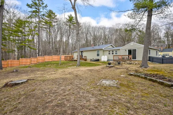 $549,900 | 8 Champney Road, Conway, NH 03860