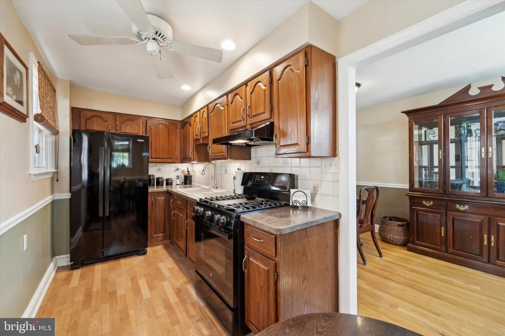 1232 Harding Drive Havertown, PA 19083 - Photo 8 of 24