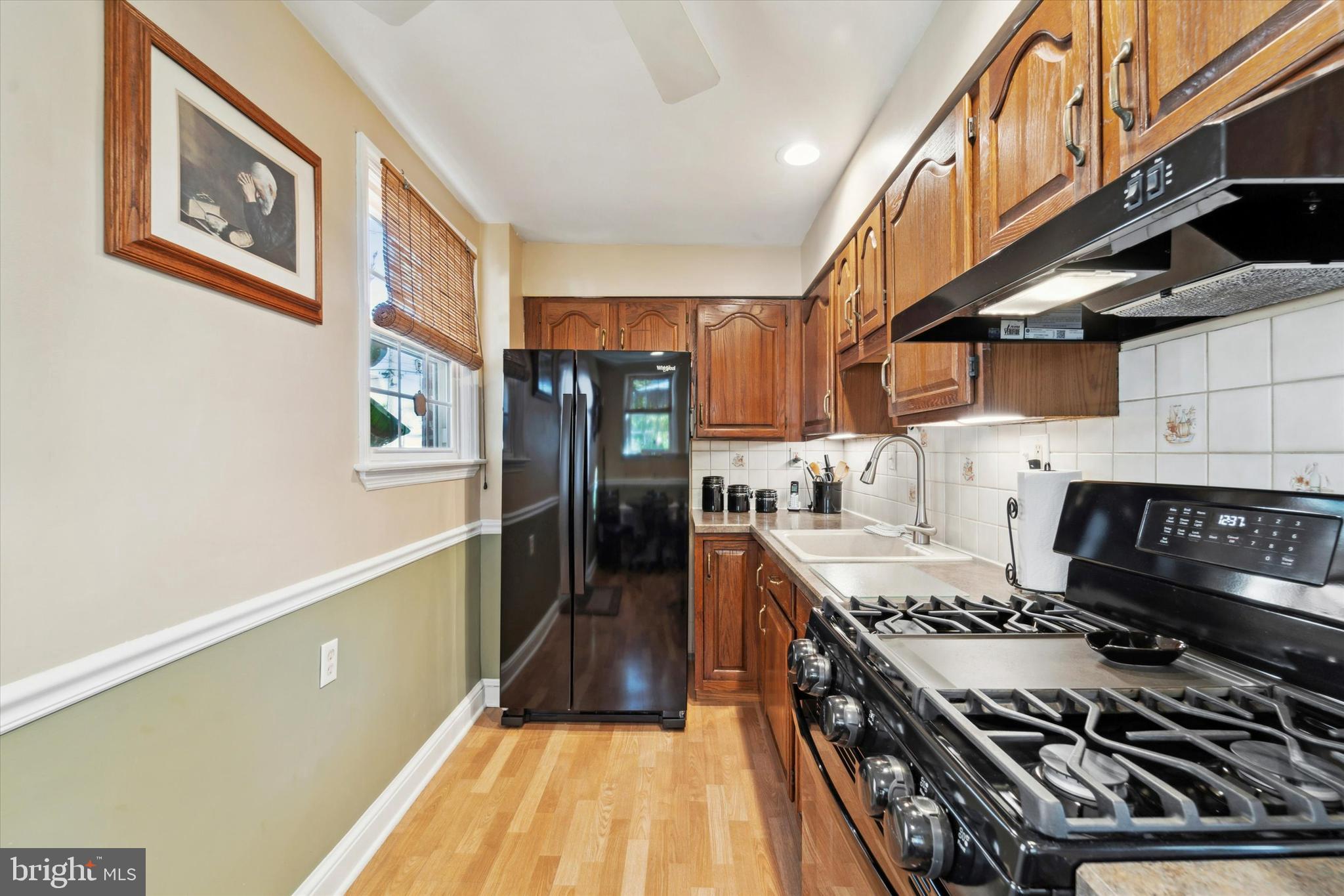 1232 Harding Drive Havertown, PA 19083 - Photo 9 of 24