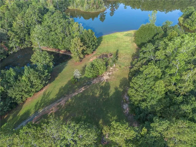 $925,000 | 10861 Hutchesons Ferry Road, Chattahoochee Hills, GA 30268