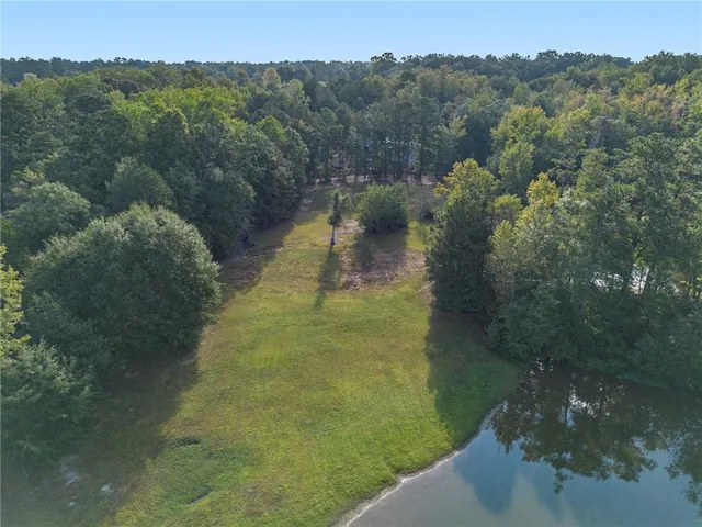 $925,000 | 10861 Hutchesons Ferry Road, Chattahoochee Hills, GA 30268