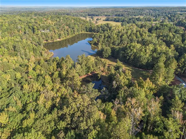 $925,000 | 10861 Hutchesons Ferry Road, Chattahoochee Hills, GA 30268