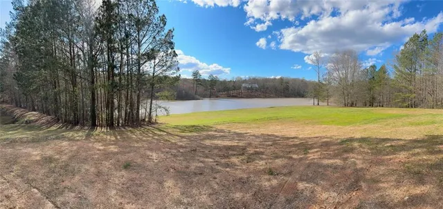 $925,000 | 10861 Hutchesons Ferry Road, Chattahoochee Hills, GA 30268