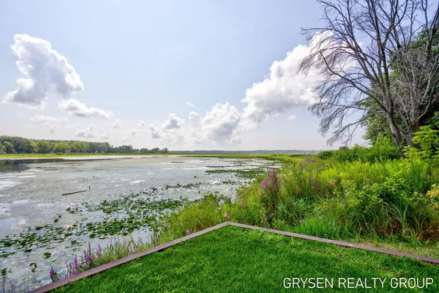 $399,900 | 566 Wind Drift Lane, Unit 23, Spring Lake, MI 49456