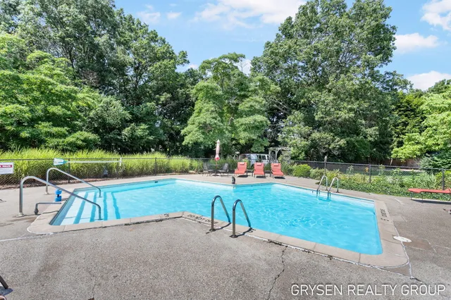 $399,900 | 566 Wind Drift Lane, Unit 23, Spring Lake, MI 49456