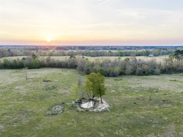 $1,782,085 | 990 St Simms Tx 75574, Simms, TX 75574