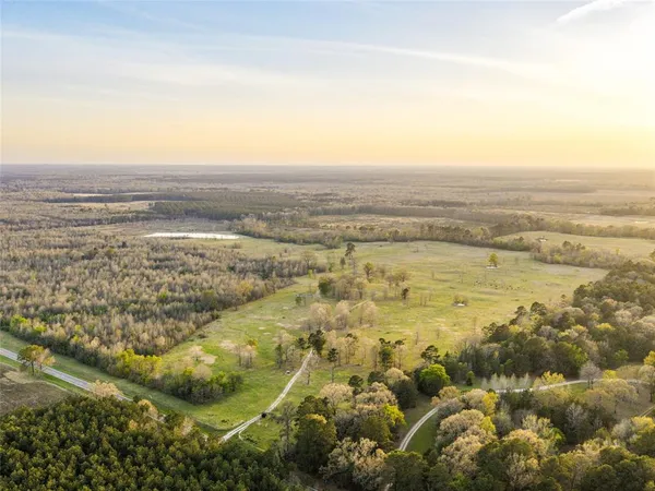 $1,782,085 | 990 St Simms Tx 75574, Simms, TX 75574