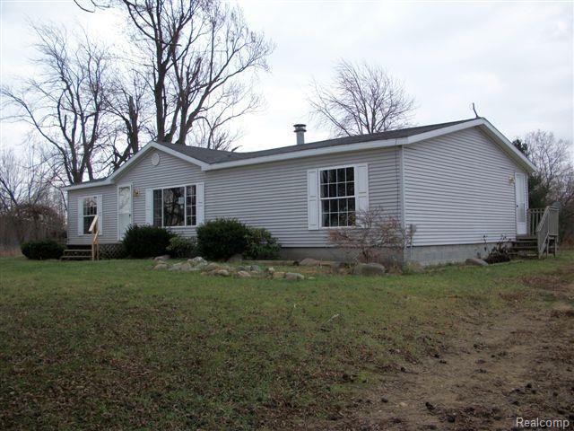 5959 Arbela Road Millington, MI 48746 - Photo 2 of 7 5959 Arbela 002