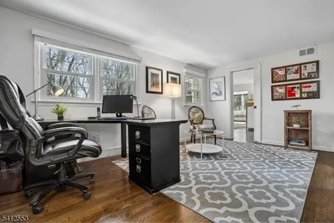 $1,349,000 | 8 Oak Park Drive, Morristown, NJ 07960