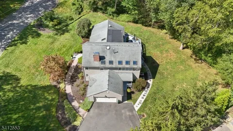 $1,349,000 | 8 Oak Park Drive, Morristown, NJ 07960