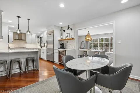 $1,349,000 | 8 Oak Park Drive, Morristown, NJ 07960