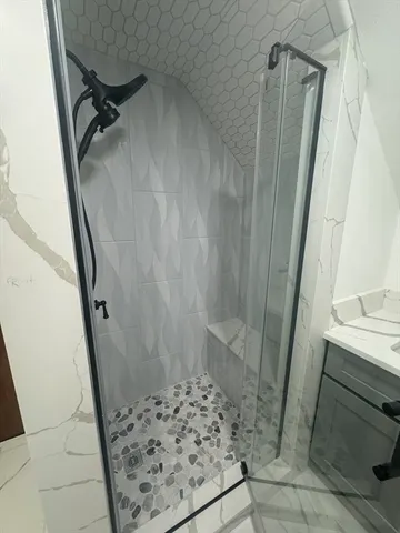 $3,100 | 44 Fairview Street, Unit 2, Winthrop, MA 02152