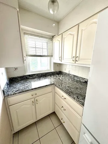 $3,100 | 44 Fairview Street, Unit 2, Winthrop, MA 02152