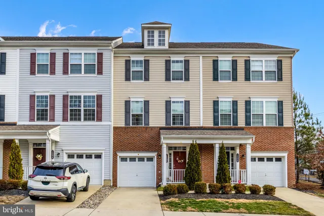 $520,000 | 1592 Dorothy Lane, Woodbridge, VA 22191