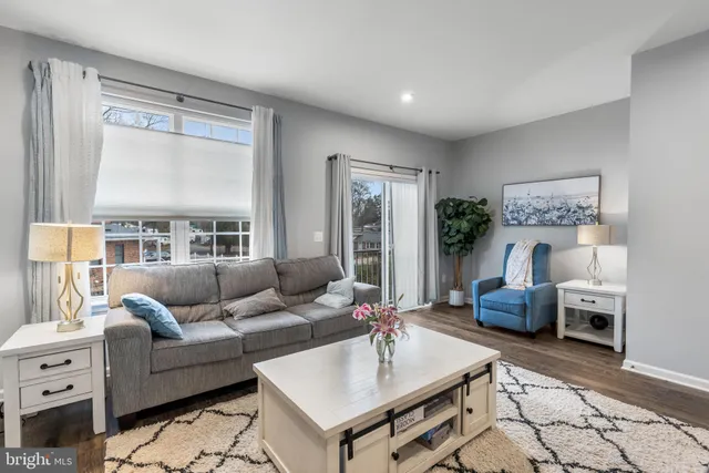 $520,000 | 1592 Dorothy Lane, Woodbridge, VA 22191