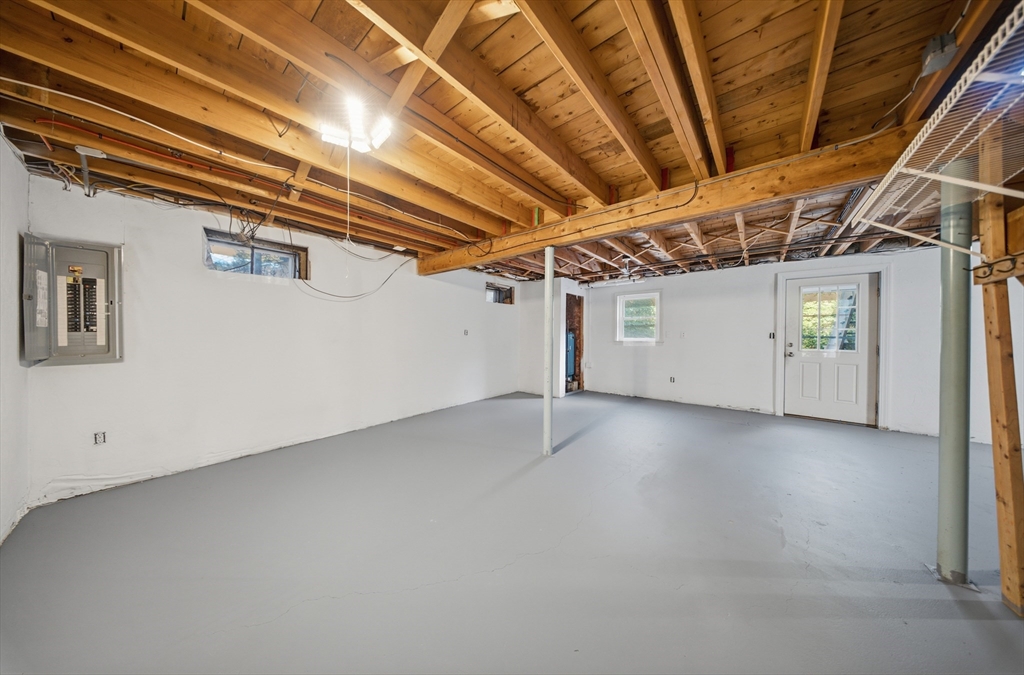 64 Saddle Hill Road Hopkinton, MA 01748 - Photo 7 of 41 Gallery Image 7