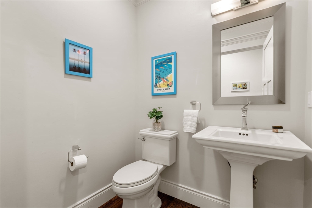 11 Crown Ridge Road Wellesley, MA 02482 - Photo 15 of 35