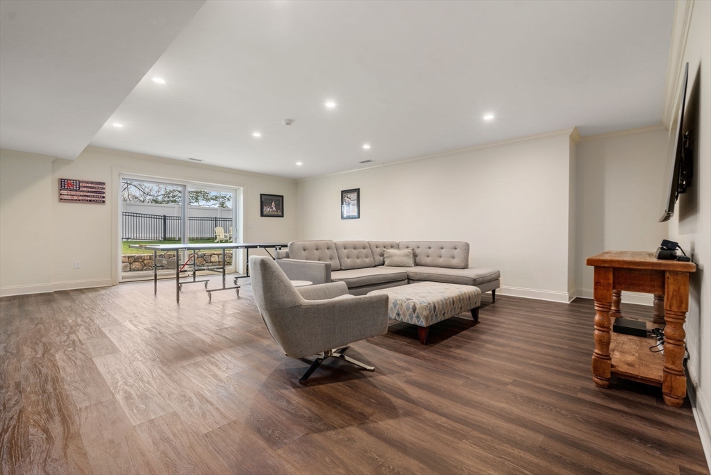 11 Crown Ridge Road Wellesley, MA 02482 - Photo 25 of 35