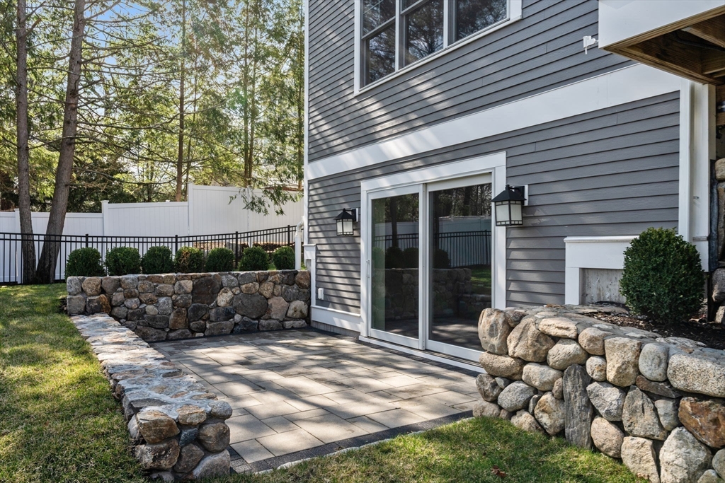 11 Crown Ridge Road Wellesley, MA 02482 - Photo 33 of 35