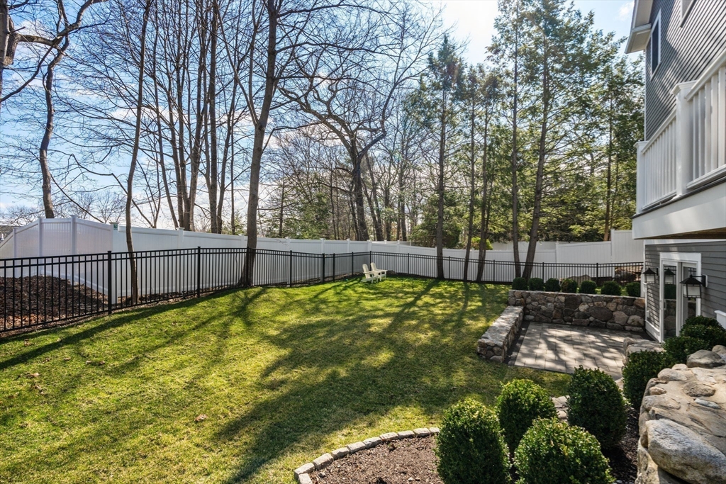 11 Crown Ridge Road Wellesley, MA 02482 - Photo 34 of 35