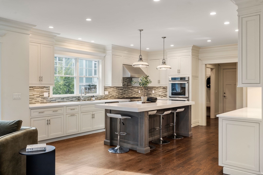 11 Crown Ridge Road Wellesley, MA 02482 - Photo 10 of 35