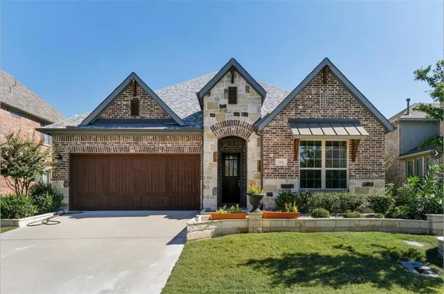 $3,800 | 7940 Southfork Bend, Irving, TX 75063