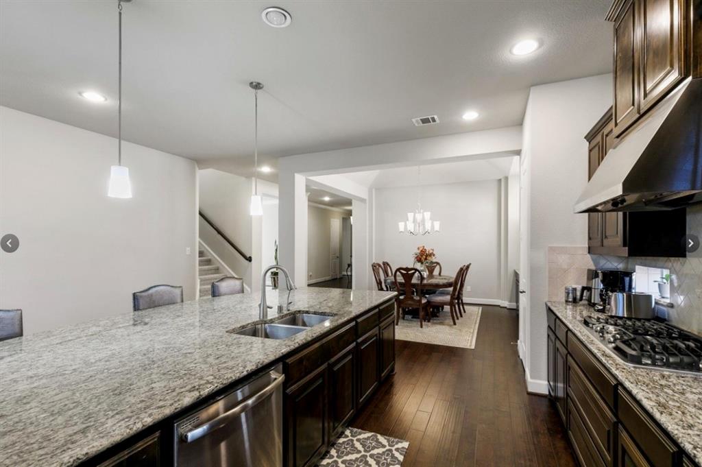 7940 Southfork Bend Irving, TX 75063 - Photo 9 of 30