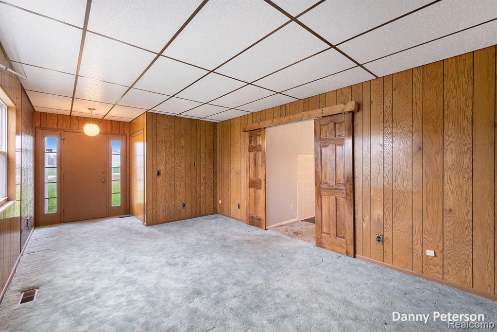 2025 North Oak Road Davison, MI 48423 - Photo 4 of 23
