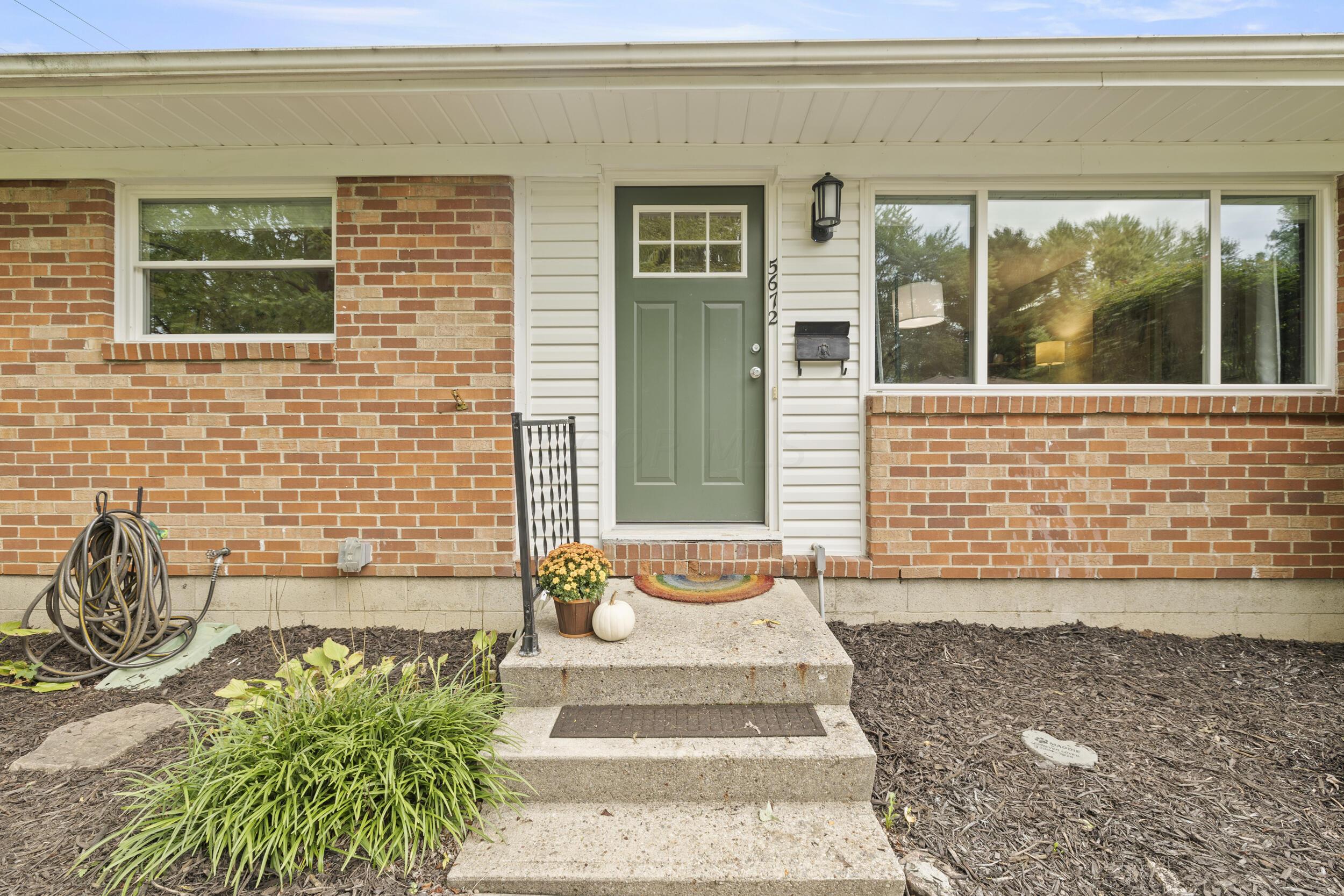 5672 Norcross Road Columbus, OH 43229 - Photo 5 of 38 5_front door