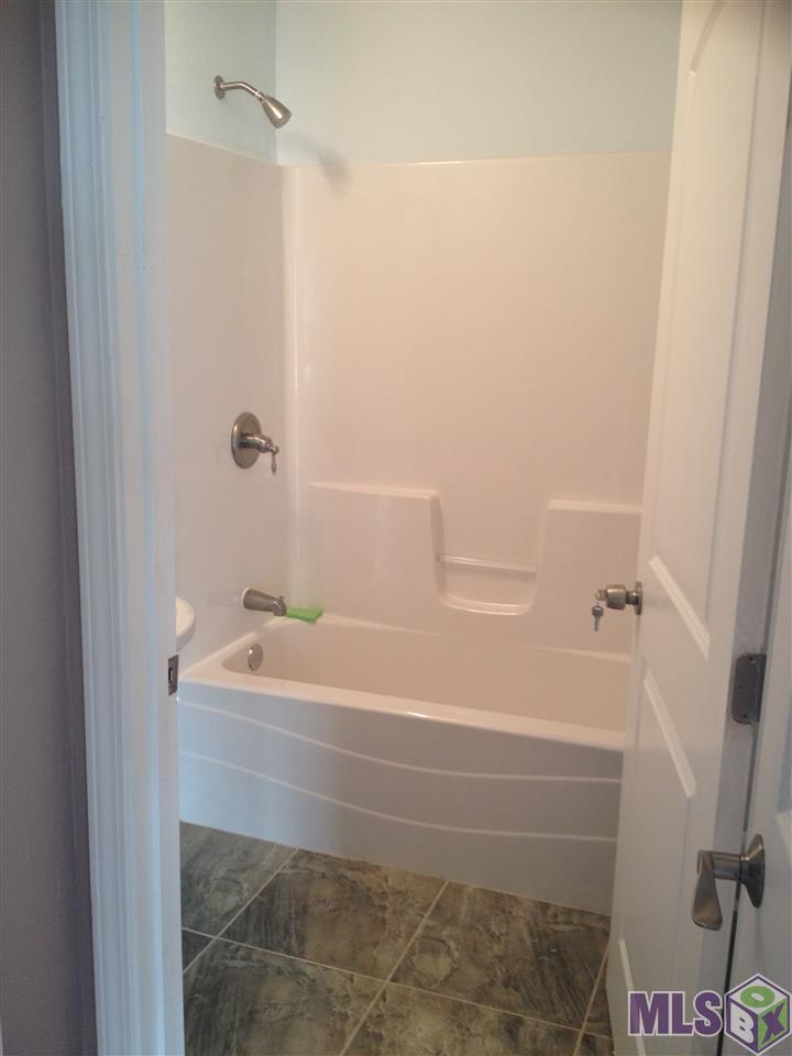 1165 Cardinal Street Baton Rouge, LA 70807 - Photo 10 of 21