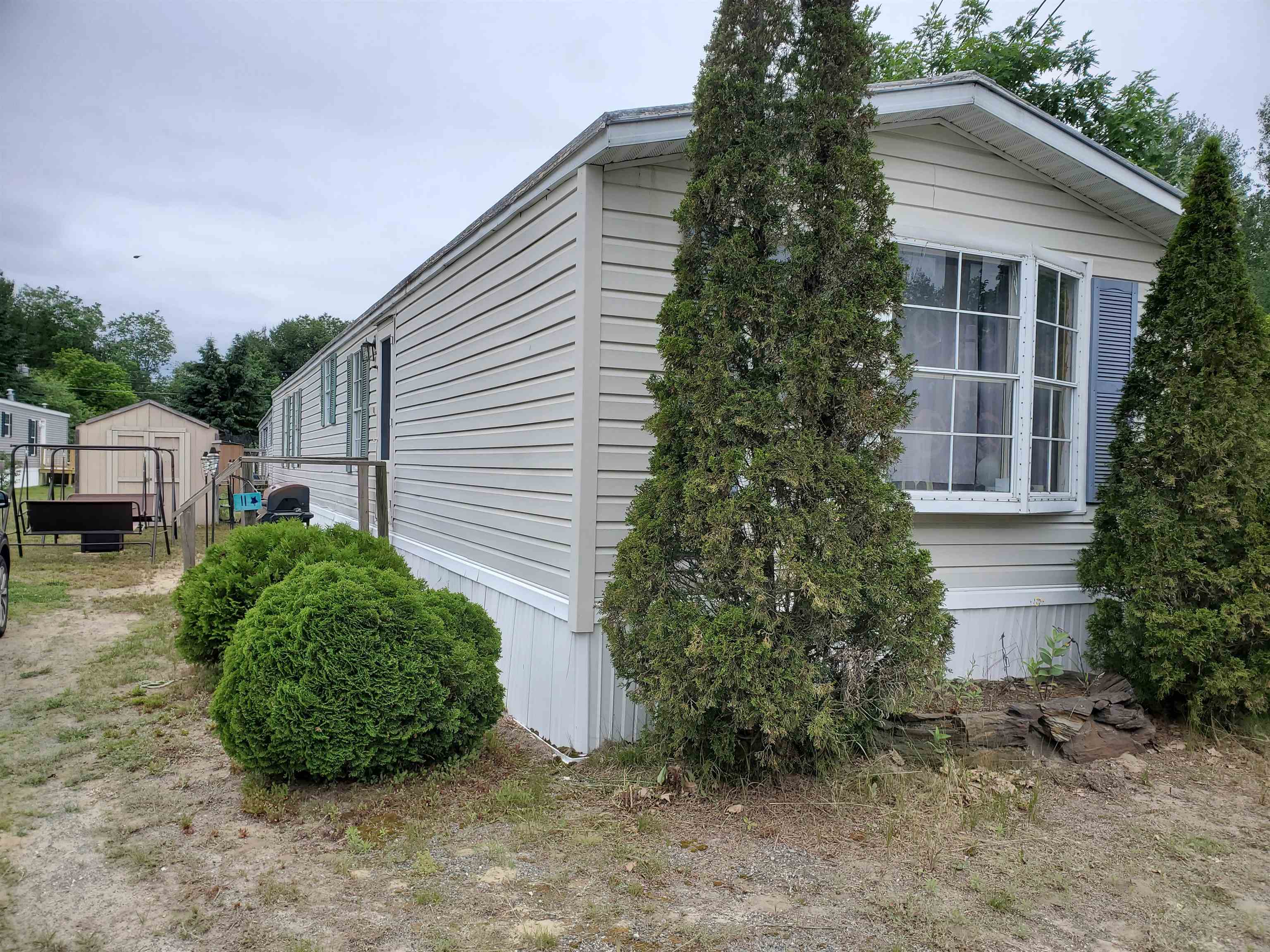 11 Goodwin Lane Canaan, NH 03741 - Photo 2 of 16