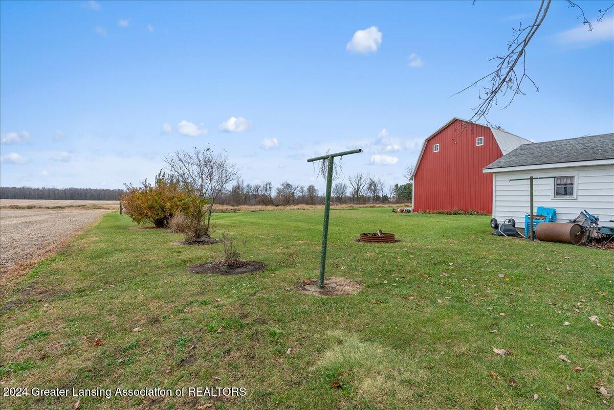 11739 Oneida Road Grand Ledge, MI 48837 - Photo 28 of 36 33-Media Jett - 18