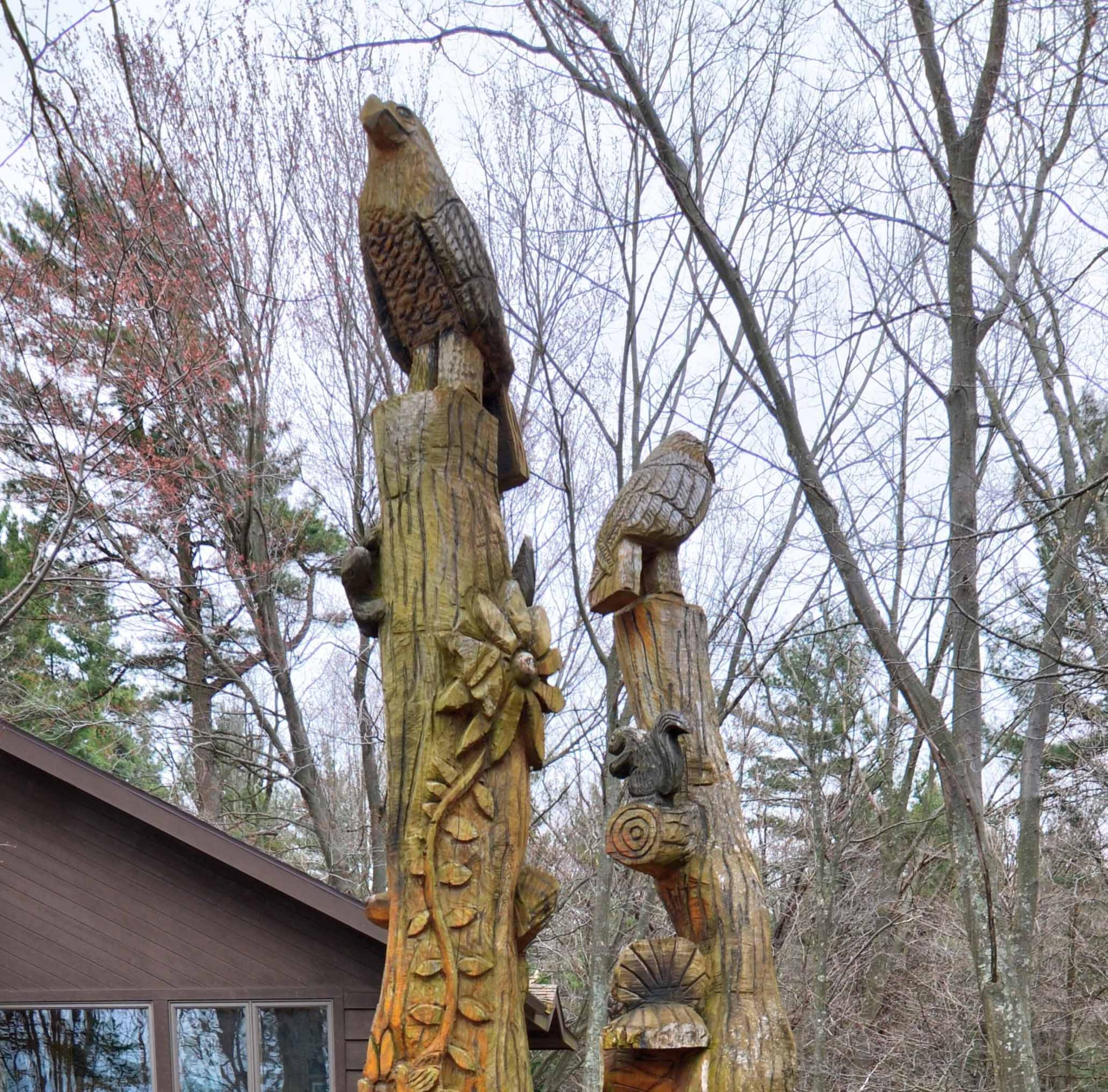 5561 Ridge Road Pentwater, MI 49449 - Photo 9 of 35 carving 1