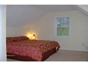 30 Charter Street, Unit 7 Exeter, NH 03833 - Photo 4 of 5 Gallery Image 4