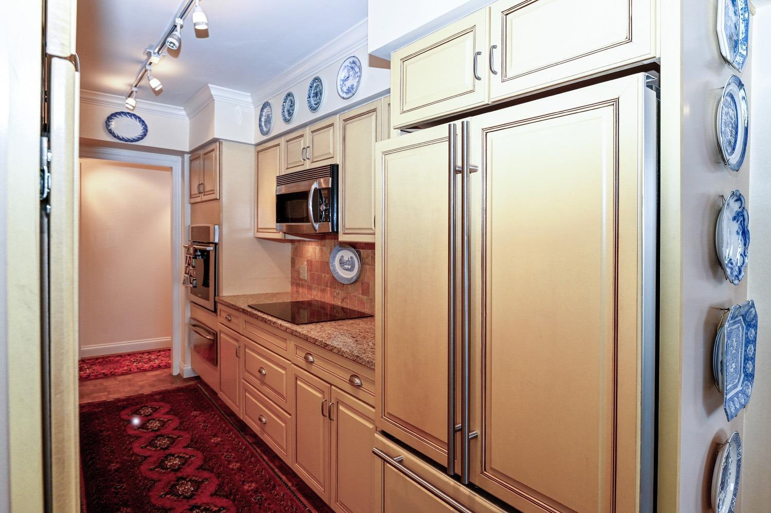 2444 Madison Road, Unit 1204 Cincinnati, OH 45208 - Photo 17 of 41 Gallery Image 17