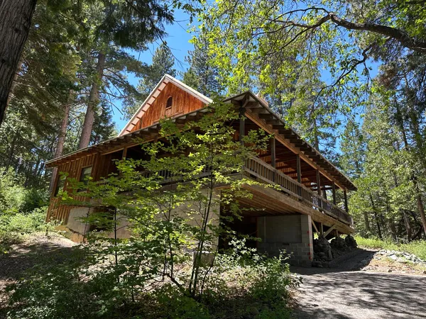 $649,500 | 2723 Navajo Drive, Arnold, CA 95223