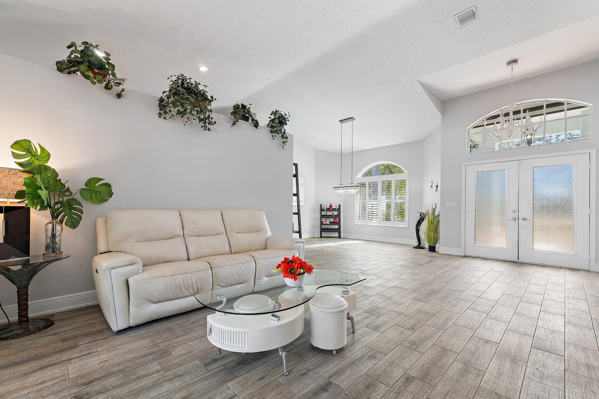 13033 160th Road North Jupiter, FL 33478 - Photo 8 of 42 036-13033RandolphSidingRd-Jupiter-SMALL