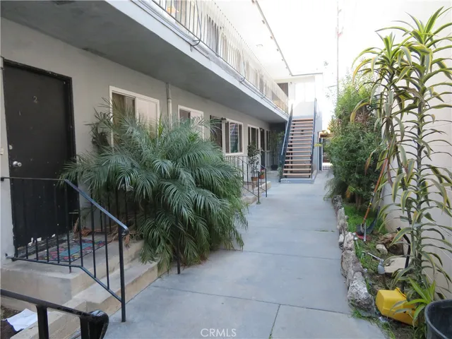 $2,430,000 | 1547 Euclid Street, Santa Monica, CA 90404