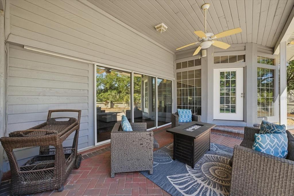 3049 Geiger Court Clearwater, FL 33761 - Photo 73 of 90 a living room with furniture and a large window