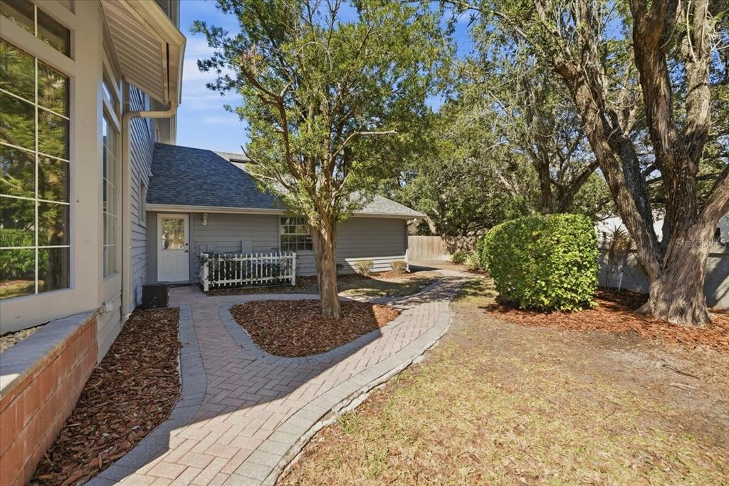 3049 Geiger Court Clearwater, FL 33761 - Photo 78 of 90