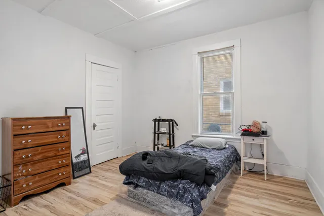 $209,000 | 2802 North Girard Avenue, Minneapolis, MN 55411