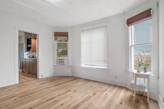 $209,000 | 2802 North Girard Avenue, Minneapolis, MN 55411