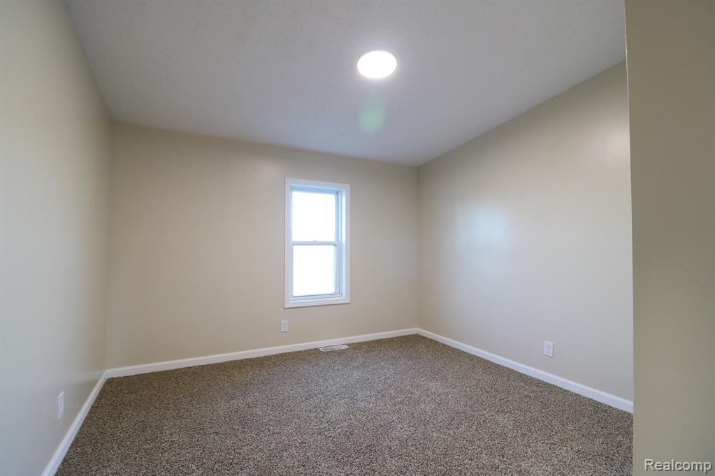 3218 McKillop Road North Branch, MI 48461 - Photo 17 of 20 Gallery Image 17